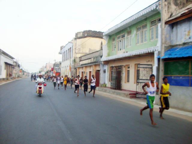 jaffna central college marathon 2013 (1)